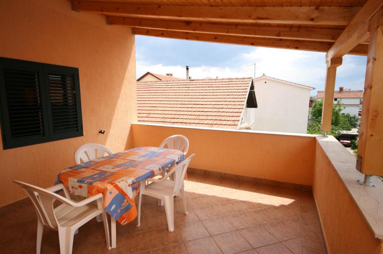 Apartments With A Parking Space Vodice - 6444 المظهر الخارجي الصورة